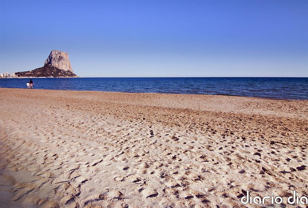 Detectado un brote de 19 casos en Calpe en un grupo de jóvenes que estaban de vacaciones