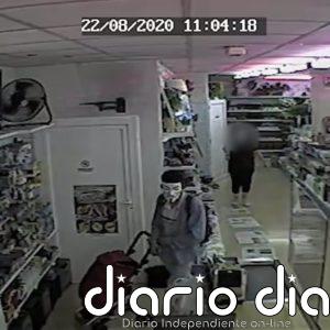 Detenido por atracar con máscara y pistola falsa una tienda de Martorell (Barcelona)