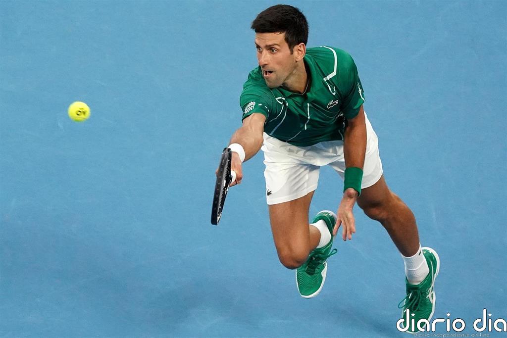 Djokovic es descalificado del US Open por un pelotazo a una juez de línea