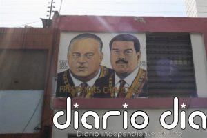 El chavismo inscribe a sus candidatos para diciembre confiado en poder "rescatar" la Asamblea Nacional