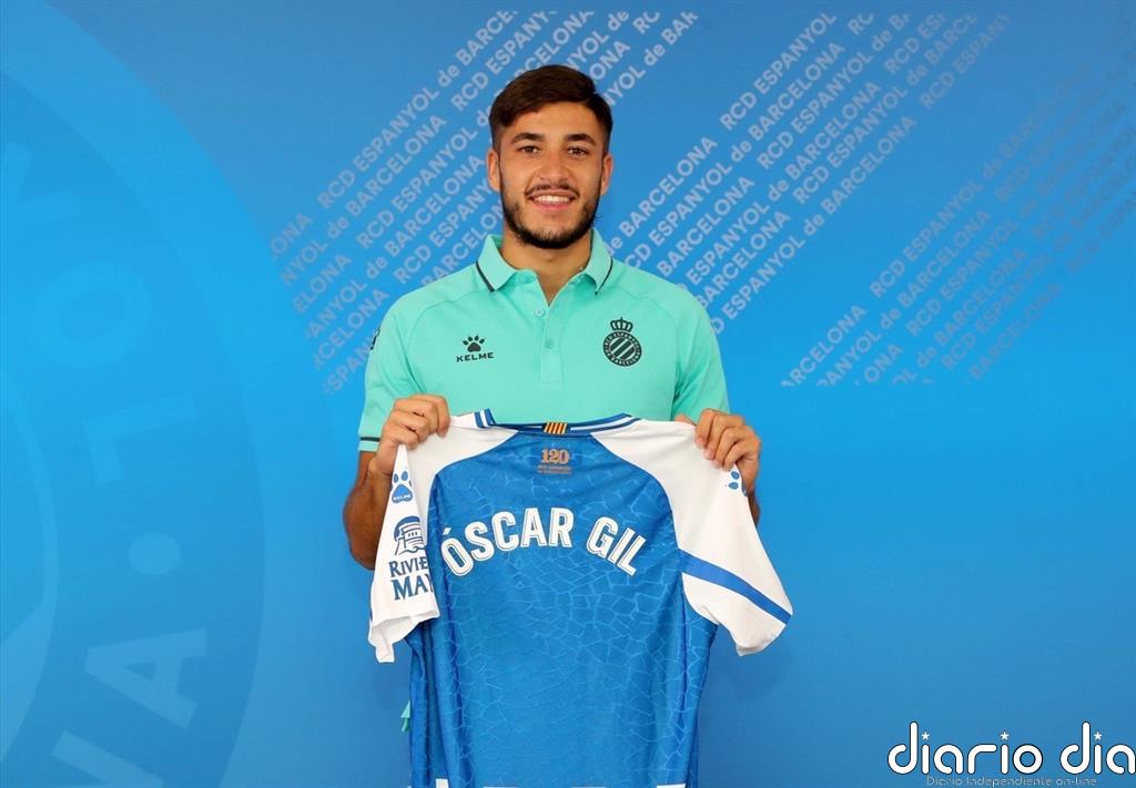 El Espanyol ficha al lateral del Elche Óscar Gil hasta 2024