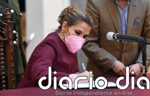 El Gobierno boliviano denuncia a Morales ante el TPI por los bloqueos de agosto