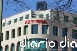 Accionistas de Abengoa piden a la CNMV que ejerza de "arbitro" en la próxima junta extraordinaria