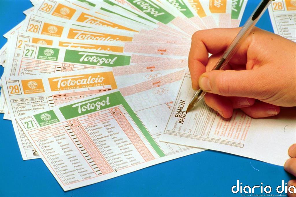 Acusados de fraude doce empleados de la empresa italiana de loterías por buscar billetes premiados
