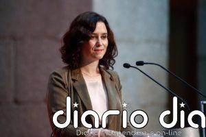 Ayuso celebra que el Gobierno haya permitido el cierre por días: "Seguiremos acometiendo nuestro plan"