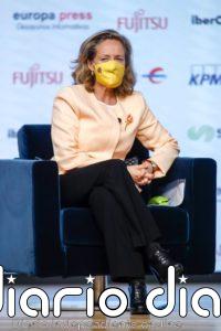 Calviño augura una reactivación económica "notable" en el tercer trimestre, que ha continuado en octubre