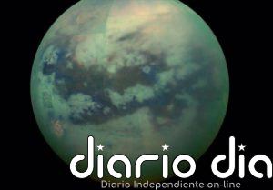 Descomposición en la superficie de Titán observada en cráteres