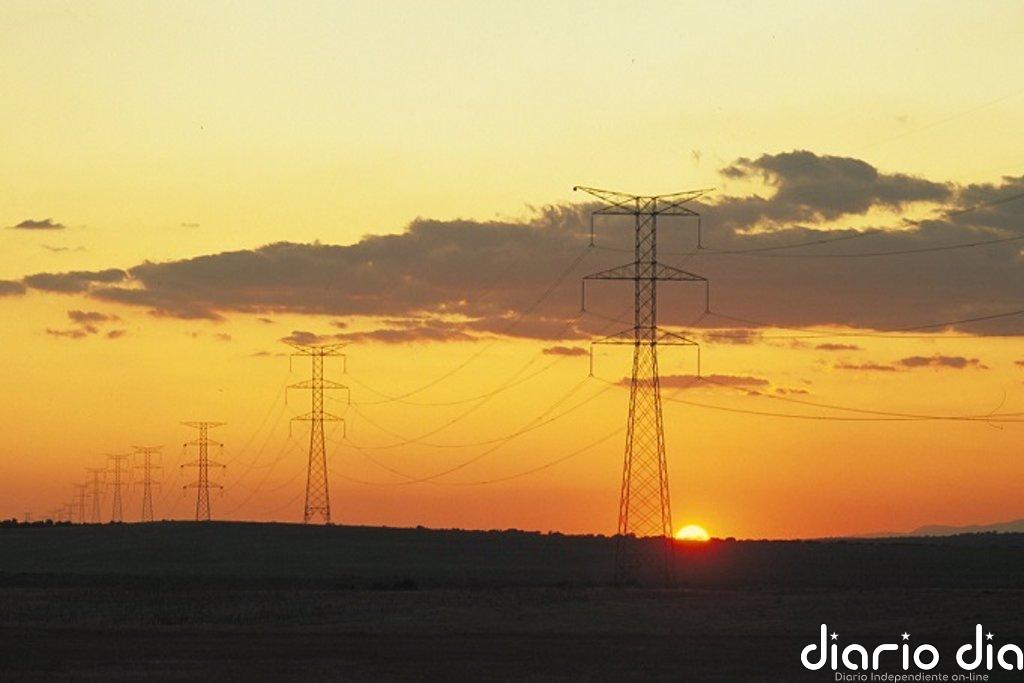 El Ejecutivo habilita cubrir del superávit acumulado el impacto por el Covid-19 en el sistema eléctrico