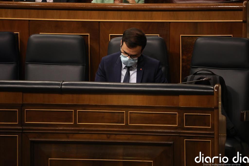 El Gobierno abre ahora la puerta a bajar el IVA de las mascarillas: "Lo estamos explorando"