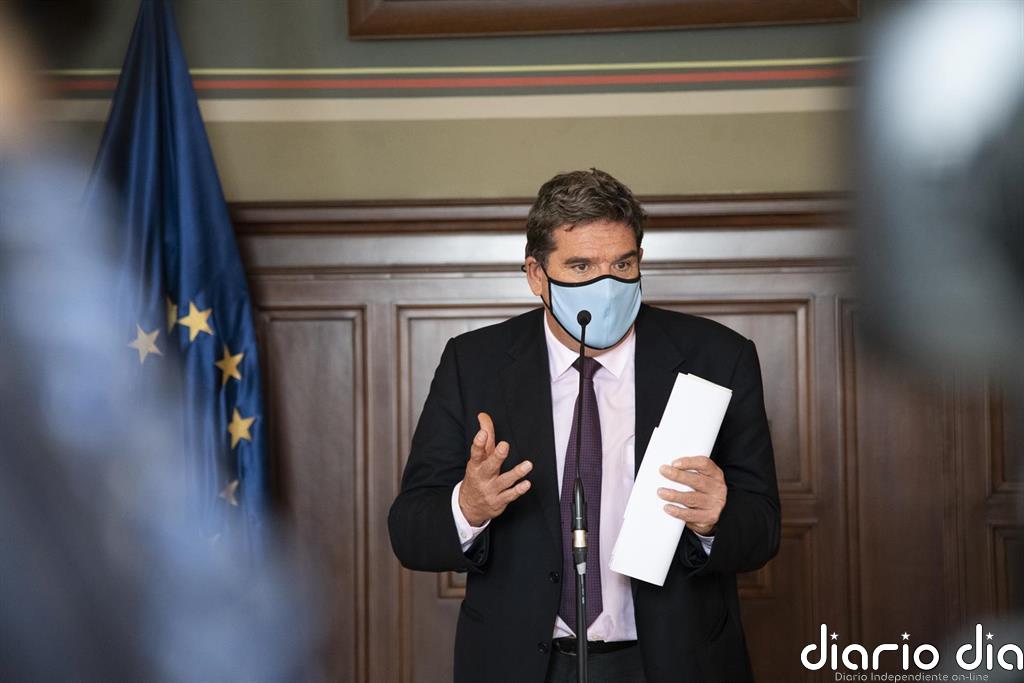 Escrivá recomienda "escuchar" a su Ministerio y no a Iglesias sobre los detalles del Ingreso Mínimo Vital