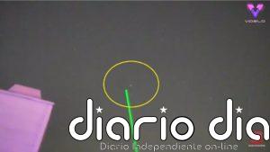 Este hombre descubre un OVNI mientras utiliza una aplicación para establecer un contacto pacífico con extraterrestres