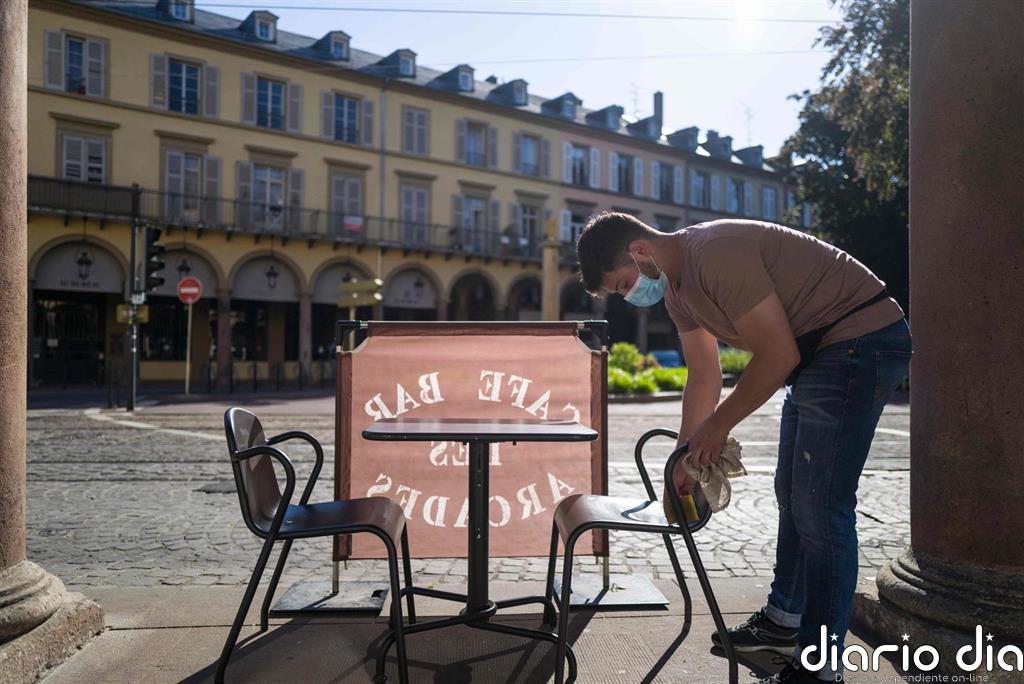 Francia constata un nuevo aumento de los casos diarios ante las alertas por la "fuerte aceleración" del coronavirus
