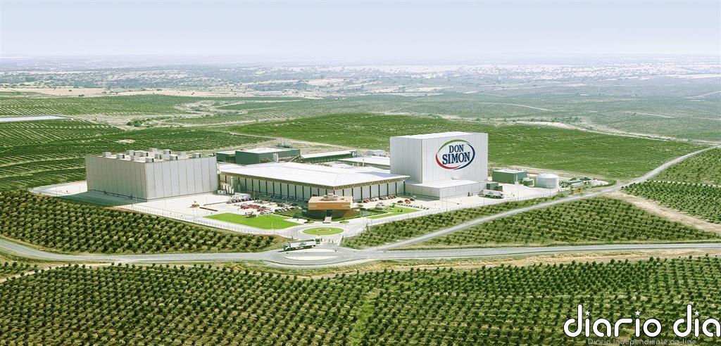 García Carrión amplía sus hectáreas de naranjos en Huelva y se autoabastecerá en tres años con energías renovables