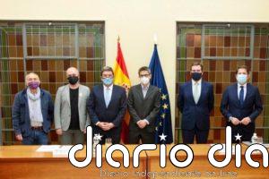 Gobierno, sindicatos y empresarios se reunirán periódicamente para negociar la reforma de pensiones