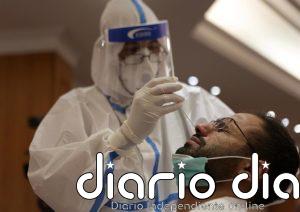 La OMS informa de un nuevo récord semanal de casos de COVID-19 en el mundo, con más de 2,8 millones