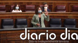 Montero ve la subida de impuestos en el "punto de equilibrio" y está "orgullosa" de unas cuentas "expansivas"