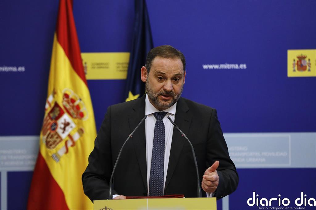 Ábalos asegura que el apoyo a ciertos sectores tendrá que extenderse y ve más fácil ahora saber hasta cuándo