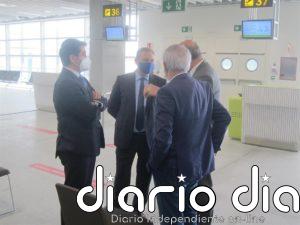 Ábalos confía en que la PCR negativa a los viajeros ayude a la recuperación turística en Canarias