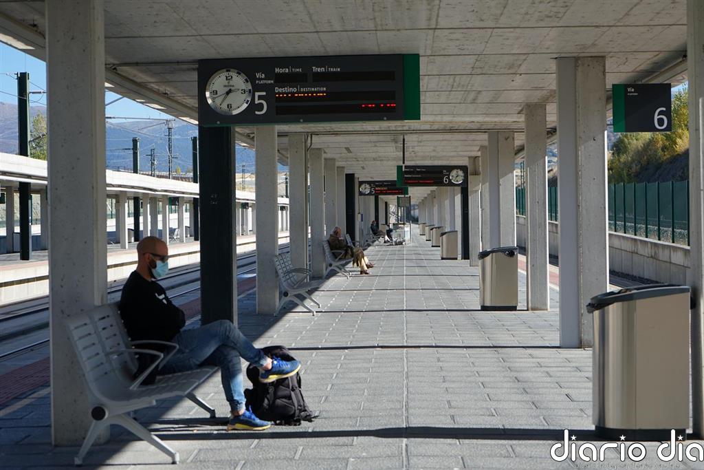 Adif prepara una nueva emisión de deuda 'verde' para enero tras renovar un programa de 8
