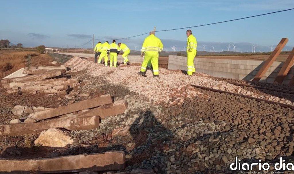Adif restablece el tráfico ferroviario entre Almargen y Campillos (Málaga) tras el descarrilamiento del pasado jueves