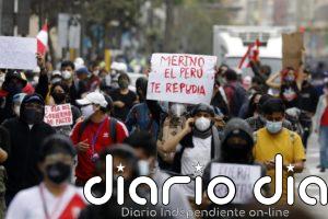Al menos 27 detenidos en Lima en las protestas contra la investidura de Merino como nuevo presidente de Perú