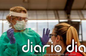 Andalucía suma 14 muertes por covid, dato más bajo en un mes, 1.613 casos y baja hasta 2