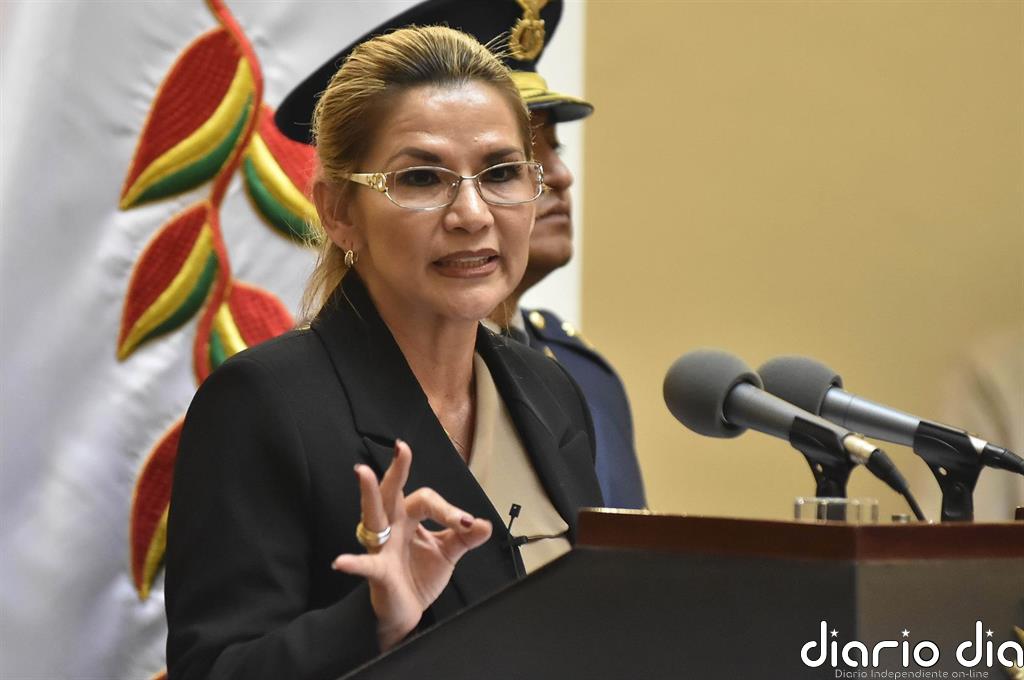Áñez destaca el control de la pandemia y la consolidación de la democracia en Bolivia en su último mensaje a la nación