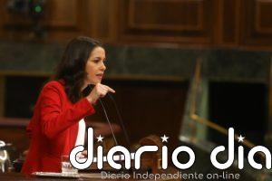 Arrimadas carga contra Gobierno por la exclusión del español en las aulas y lo llevará a TC, UE y Defensor del Pueblo