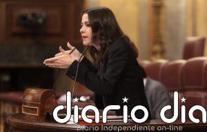 Arrimadas cree que Sánchez ha tenido que defender el apoyo de Bildu ante su militancia porque sabe que hay más opciones