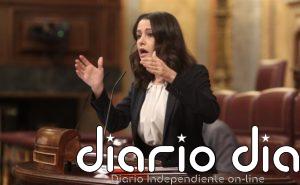 Arrimadas dice tras las palabras de Rivera que seguirá pactando con Sánchez porque es "lo correcto" durante la pandemia