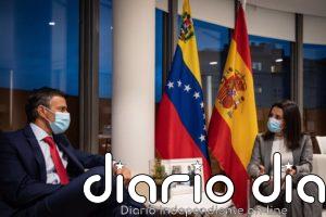 Arrimadas recibe al opositor venezolano Leopoldo López y le agradece su lucha por la democracia en Venezuela