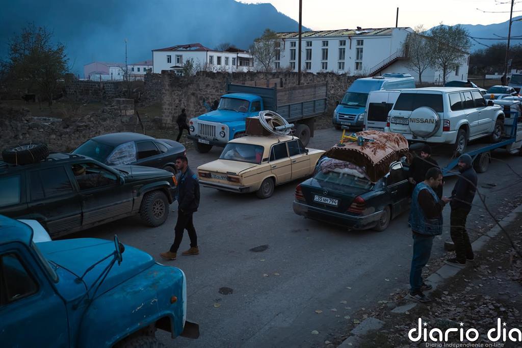 Azerbaiyán da diez días más a Armenia para retirarse de la primera zonas cedida en el acuerdo