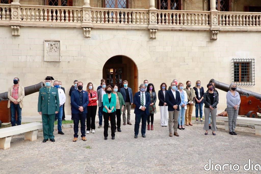 Baleares guarda un minuto de silencio por la mujer asesinada en el Secar de la Real (Palma) a manos de su pareja