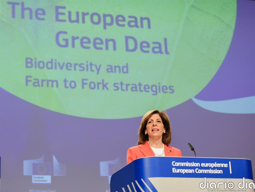 Bruselas descarta publicar los detalles de los contratos que firma para la compra de vacunas