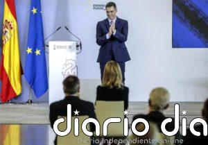 Bruselas estudia el plan del Gobierno de Sánchez contra la 'fake news' tras las críticas de la oposición