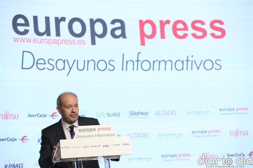 Campo dice que el Gobierno no es Pimpinela porque la aritmética no le permite un "olvídame y pega la vuelta"