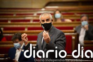 Carrizosa (Cs) condena la protesta con pintura en la Generalitat: "Este no es el camino"