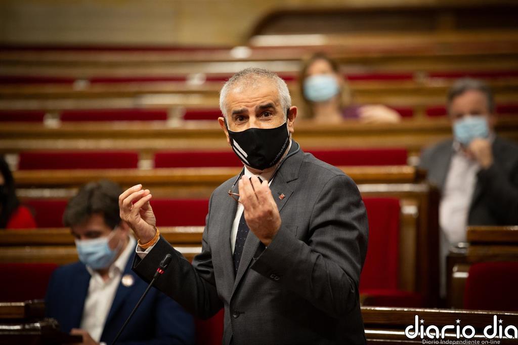 Carrizosa (Cs) condena la protesta con pintura en la Generalitat: "Este no es el camino"