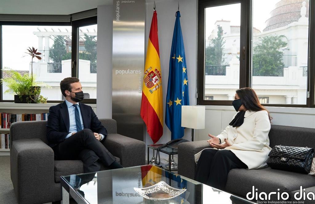 Casado analiza con la embajadora de Marruecos la cooperación frente a la inmigración ilegal tras la crisis en Canarias