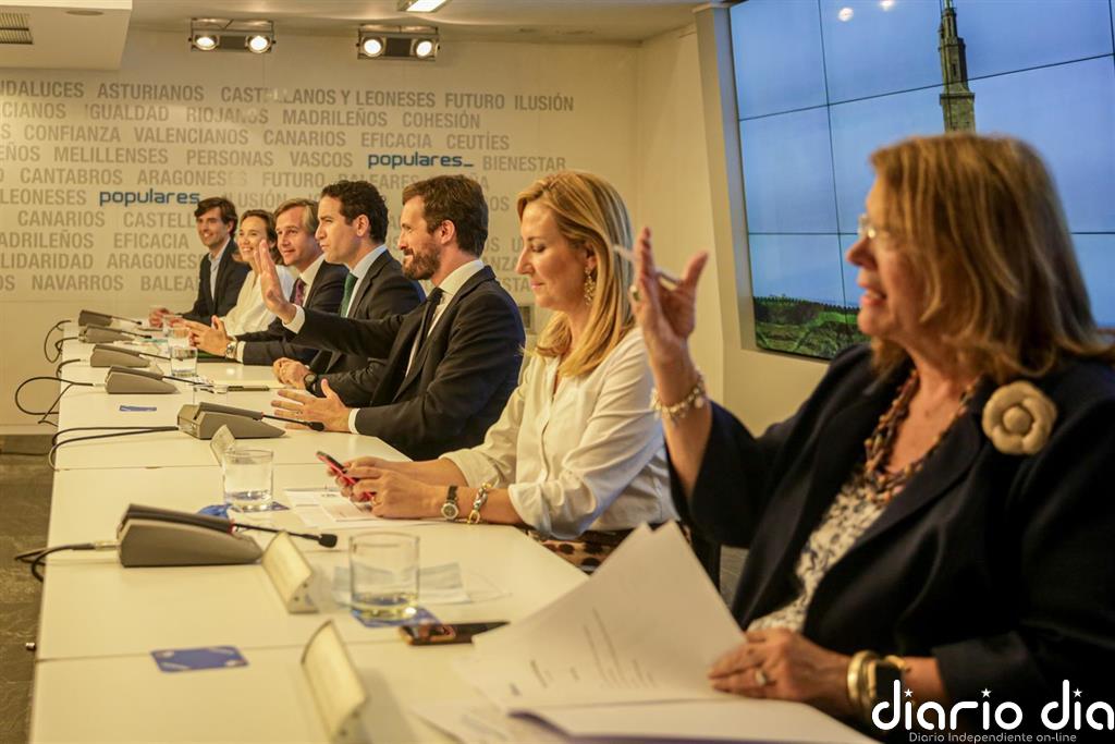 Casado culpa de los disturbios a "radicales de izquierda y derecha" que son "cachorros del bloque de la ruptura"