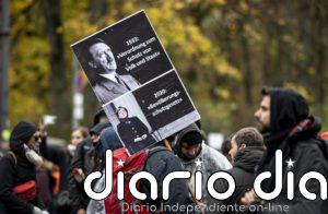 Casi 80 policías heridos en la protesta contra las restricciones por la pandemia en Berlín