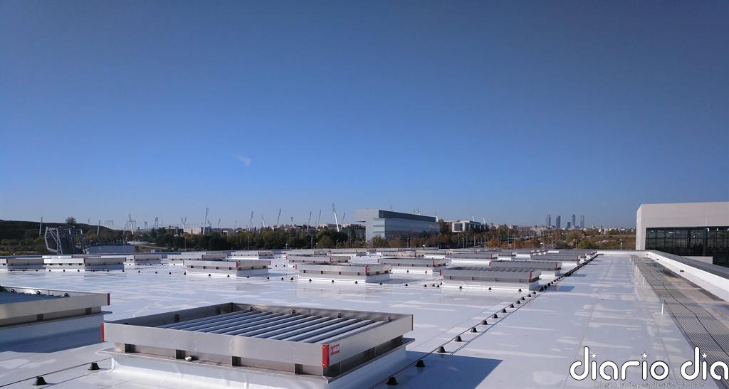 COMUNICADO: La lámina TPO de BMI instalada en tiempo récord en el nuevo Hospital de Emergencias Isabel Zendal en Madrid