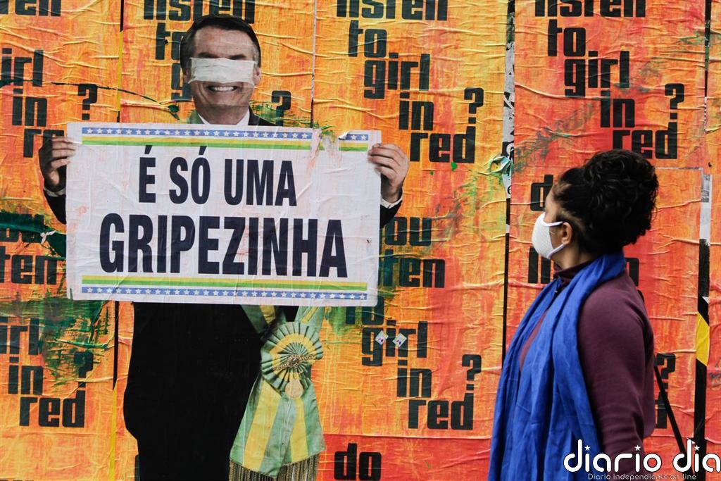 Con más de 6,2 millones de casos, Bolsonaro dice que la mascarilla será "el último tabú en caer"