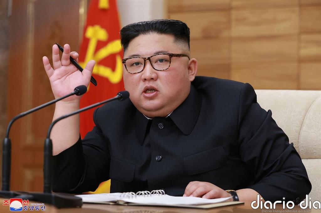 Corea del Norte prohíbe fumar en espacios públicos