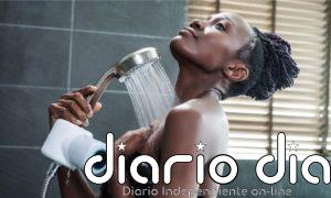 Crean un altavoz inalámbrico para la ducha que funciona con la energía del agua corriente