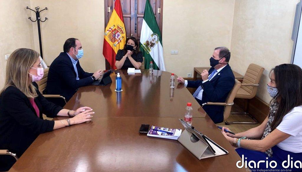 Crespo destaca la posibilidad de las aguas regeneradas para obtener más recursos hídricos en Almería