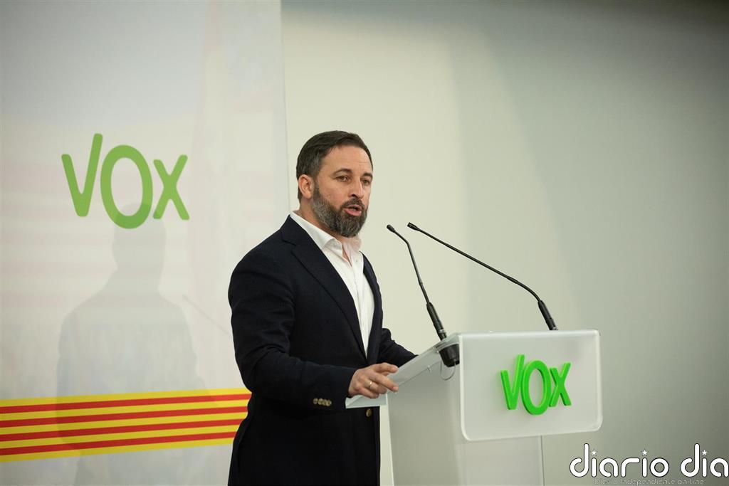 Abascal critica que Gobierno "haga noticias" del chat de militares cuanto está en el "chat de ETA" para aprobar PGE