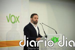 Abascal minimiza el chat de "militares retirados" y pide a la Fiscalía que investigue los "crímenes sin resolver" de ETA