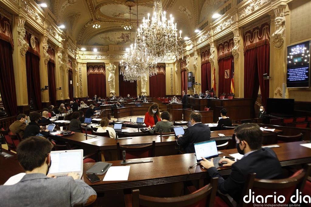 Acaba el primer día del Pleno del Parlament para debatir los presupuestos con 19 enmiendas aprobadas