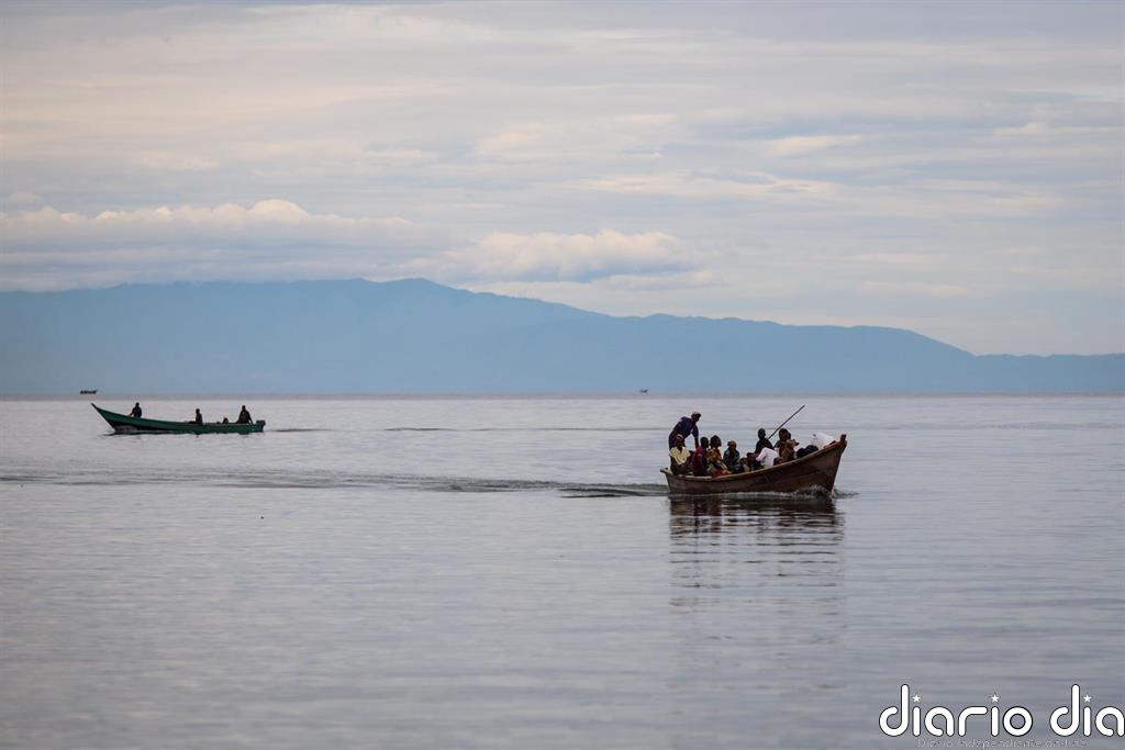Al menos 26 muertos tras el hundimiento de un barco en el lago Alberto, en Uganda
